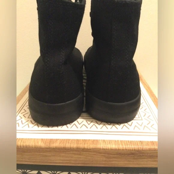 Woman’s Black Canvas High-tops Sneakers - Picture 3 of 4